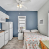 Отель Pearl's Place At Coral House - Room 9 by Coral House, фото 4