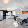 Отель Bright Holiday Home in Jasenice With Beach Nearby, фото 19
