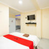 Отель RedDoorz Syariah near Exit Toll Ciawi, фото 12