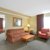 Отель Days Inn and Suites by Wyndham St. Louis/Westport Plaza, фото 6