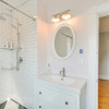 Отель Bright & Pet-friendly Home: 2 Mi to Harvard Square, фото 8