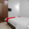 Отель RedDoorz Plus Near Kepri Mall, фото 4
