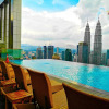 Отель Platinum Suites KLCC - Vale Pine Luxury Homes, фото 16