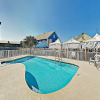 Отель New Listing! Gulf Oasis W/ Pool - 1 Block To Beach Condo, фото 10