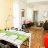 Отель Bright apt w lovely view in Lycabettus, фото 10