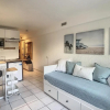 Отель Golfe Juan Studio Dans Residence Avec Piscine, фото 1