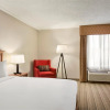 Отель Country Inn N Suites Galleria / Ballpark, фото 4