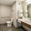 Отель Hampton Inn And Suites Beauport Quebec, фото 9
