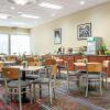 Отель Quality Inn & Suites Vestal Binghamton near University, фото 28