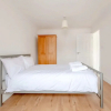 Отель Bright & Spacious 5BD House - Peckham, фото 7
