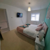 Отель Stunning 3-bed Home Near City Centre, Chic Comfort, фото 2
