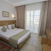 Отель Eagles Downtown Zahabia & Beach Resort, фото 3