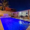 Отель 3BR Privatepool - Outdoor Dining - Great Location, фото 1