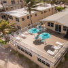 Отель Breezy Beachfront Penthouse W/private Balcony 2 Bedroom Condo by Redawning, фото 12