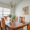 Отель Pool/spa Beautiful View Area! 4 Bedroom Home, фото 10