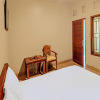 Отель OYO 92203 Tata Guest House, фото 8