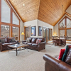 Отель Russell Home by Avantstay Expansive Deck, Stunning Views & Hot Tub!, фото 13