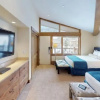 Отель Slopeside 3 Bedroom Gold-rated Residence at Golden Peak Steps to Vail Village, фото 4