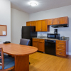 Отель Candlewood Suites Decatur Medical Center, фото 9