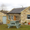 Отель Micro Barn Barnard Castle The Crown pub is open Fri to Sun check Facebook for hours, фото 12