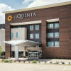 Отель La Quinta Inn & Suites by Wyndham Dallas Plano - The Colony, фото 1