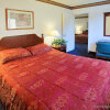 Отель Americas Best Value Astoria Inn & Suites, фото 4