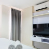 Отель Highest Value Studio Room at Bintaro Icon Apartment, фото 23
