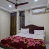 Отель Navaratna Deluxe by OYO Rooms, фото 7