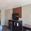 Отель Rodeway Inn and Suites Airport Tulsa, фото 7