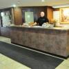 Отель Lively Inn & Suites, фото 2