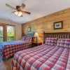 Отель Eagles Point Lodge, 4 Bedrooms, Sleeps 16, View, Pool Access, Game Room, фото 6