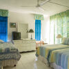 Отель Sky View Beach Studio - Montego Bay Club, фото 4