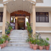 Отель Optimum Sheela Inn @ Taj, фото 1