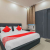 Отель OYO 22828 Flagship Sector 1A, фото 5