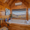 Отель Picture Perfect- Seven Bedroom Cabin, фото 36