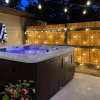 Отель HOT TUB Game Room Heavenly Patio Sleeps 16, фото 10