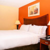 Отель Holiday Inn Express And Suites Ft. Bragg, фото 7