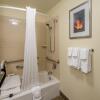 Отель Candlewood Suites Midwest City, an IHG Hotel, фото 8
