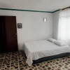 Отель hostal la 18, фото 1