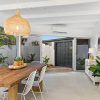 Отель Unit 1 - 7 Noosa Parade - Riverfront, фото 13