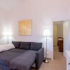 Отель The Golden Hour Apartment, фото 1