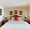 Отель Americas Best Value Inn & Suites в Стаффорде