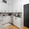 Отель Downtown Luxe - Parking, Metro, King Bed, Sleeps 6, фото 7