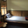 Отель Shwe Pauk Pin Inthar House, фото 1