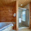 Отель Suite Seasons 4 Bedroom Home with Hot Tub, фото 18