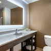 Отель Comfort Suites Fort Pierce I-95, фото 10