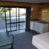 Отель Greymouth Seaside TOP 10 Holiday Park, фото 25