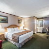 Отель Rodeway Inn & Suites - Charles Town, WV, фото 21