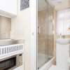 Отель Modern Studio Apartments in Castle St, фото 17