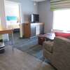 Отель Hampton Inn & Suites Newtown, фото 7